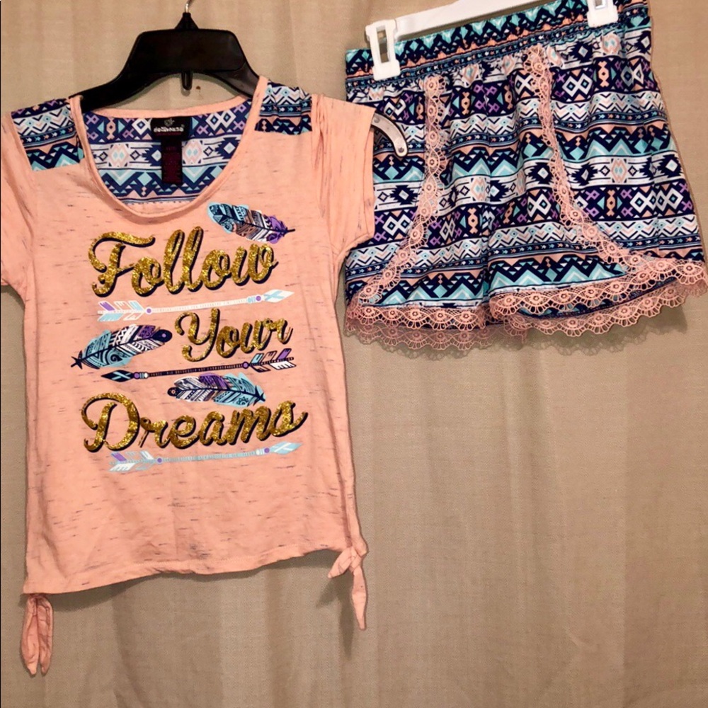 Doll house girl shorts outfit